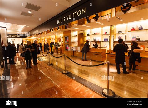 louis vuitton galeries lafayette telephone|galerie lafayette paris.